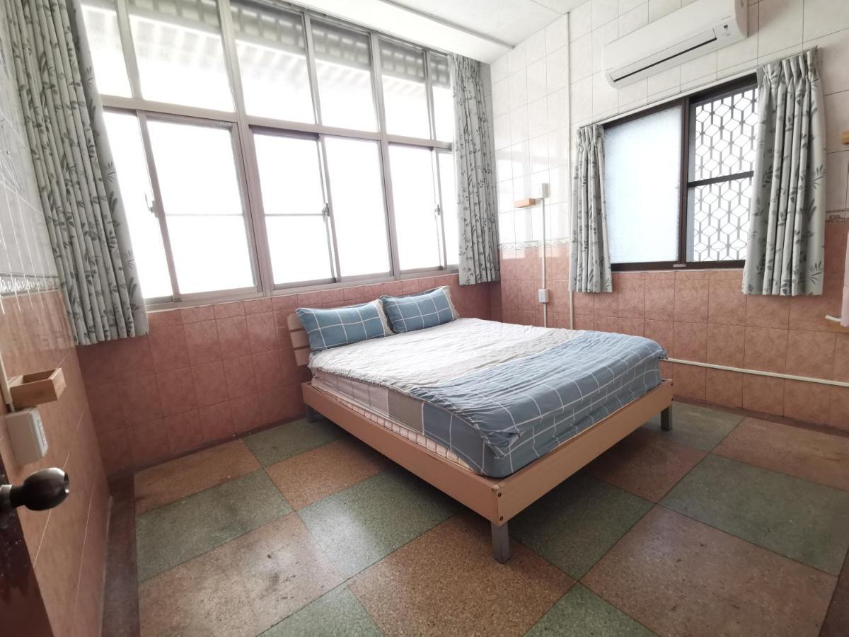 Goodyear-台南包棟 民宿 Tainan Exterior foto